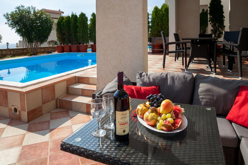 Royal Villas Dobra Voda Εξωτερικό φωτογραφία